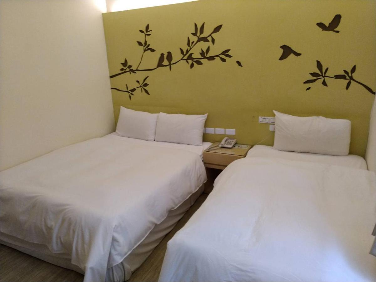 Kiwi Express Hotel - Kaohsiung Station Dış mekan fotoğraf