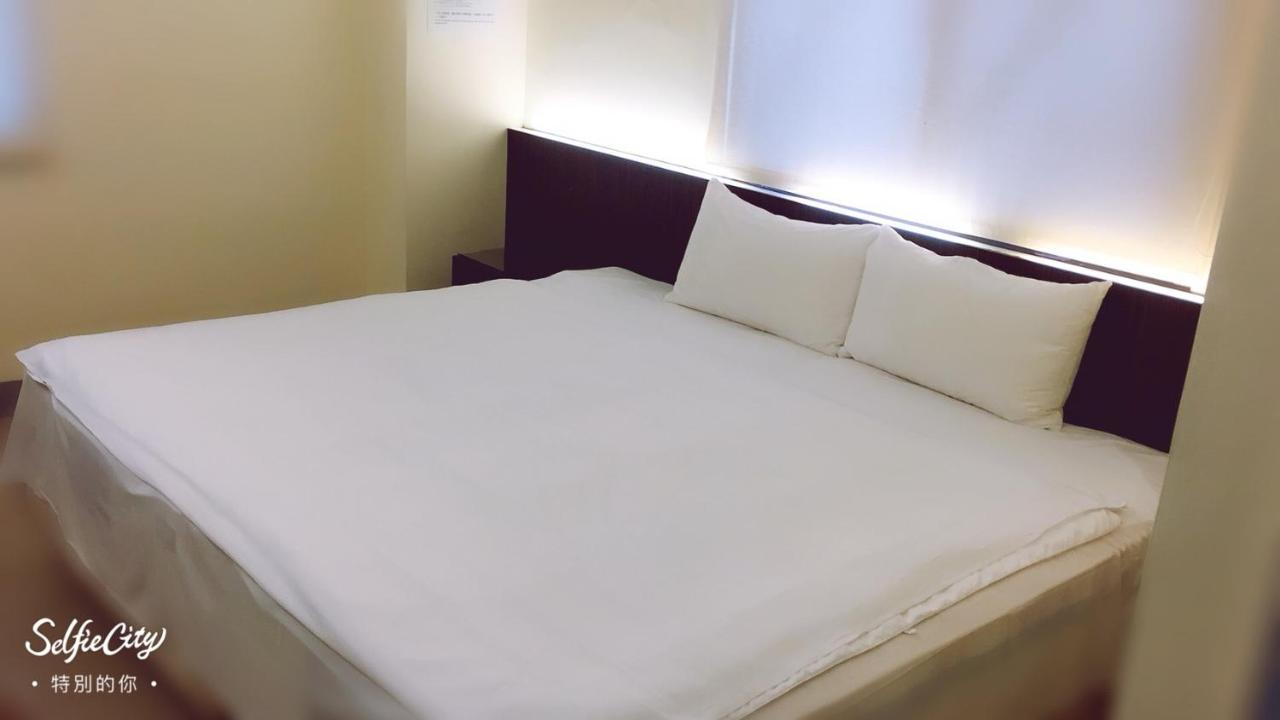 Kiwi Express Hotel - Kaohsiung Station Dış mekan fotoğraf