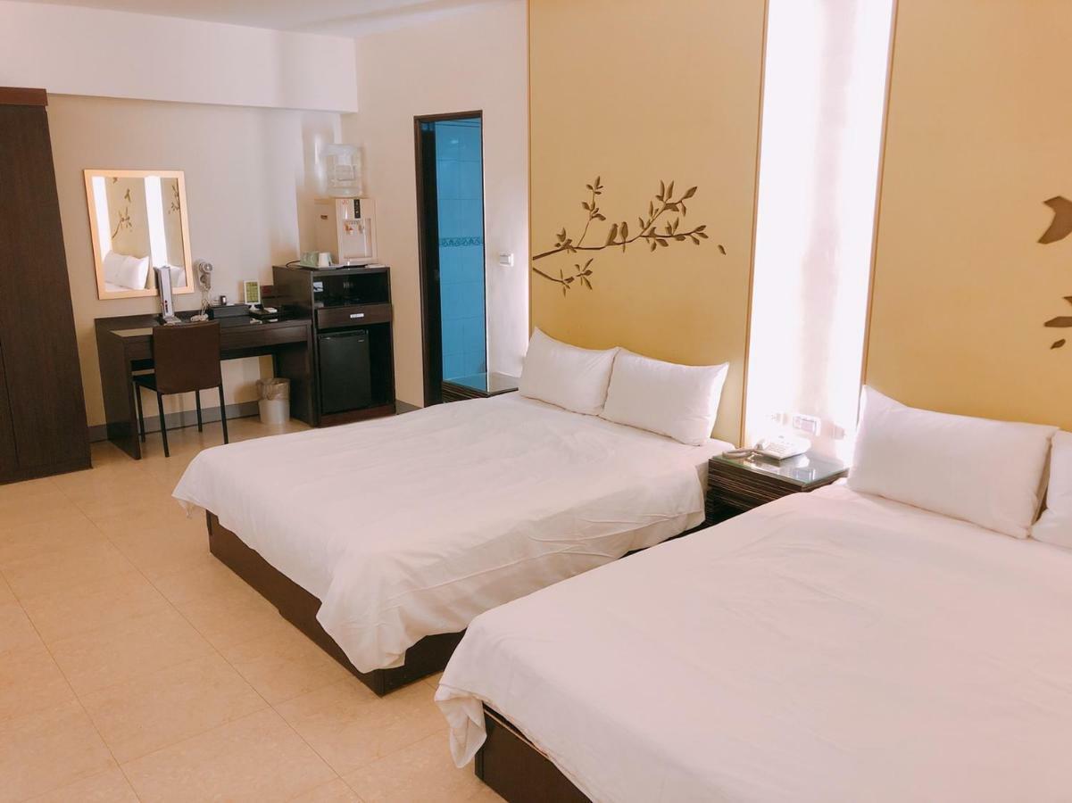 Kiwi Express Hotel - Kaohsiung Station Dış mekan fotoğraf