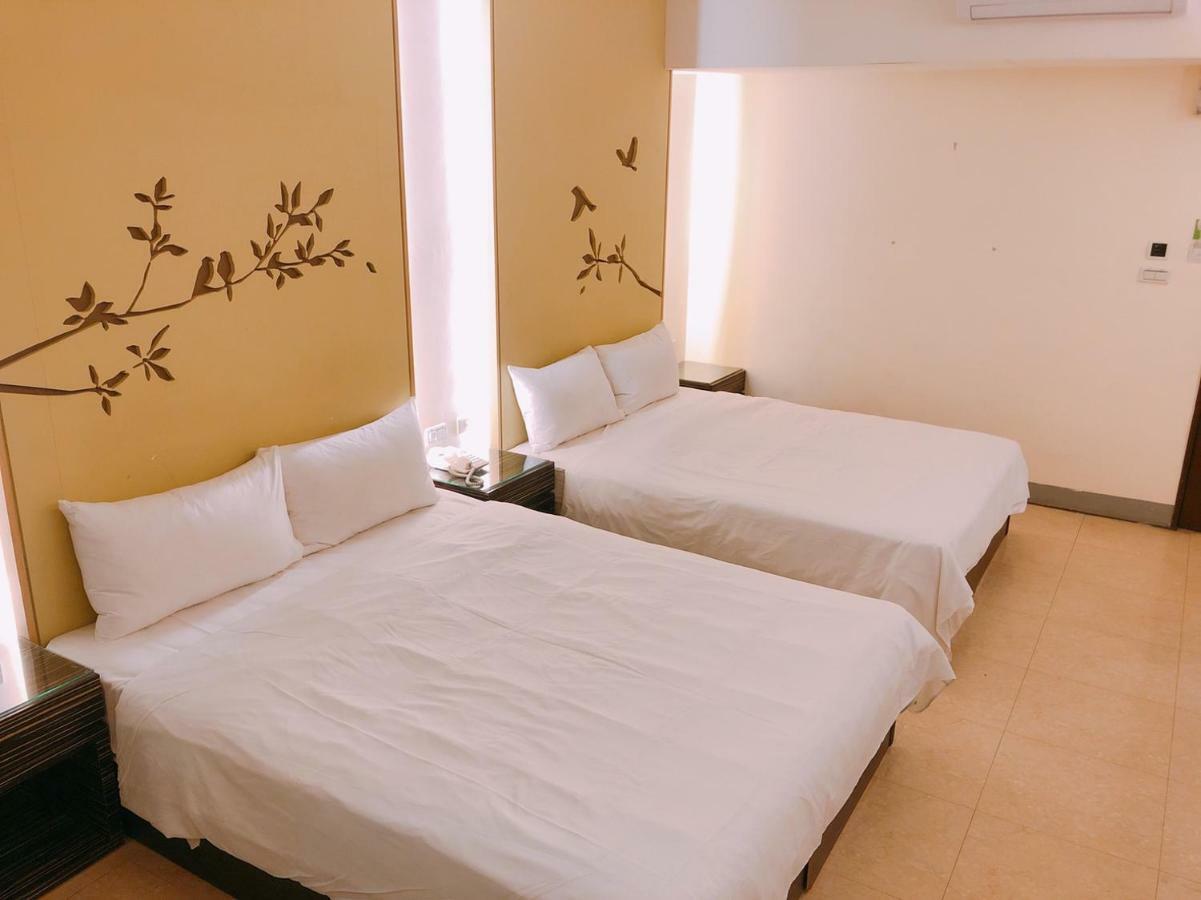 Kiwi Express Hotel - Kaohsiung Station Dış mekan fotoğraf